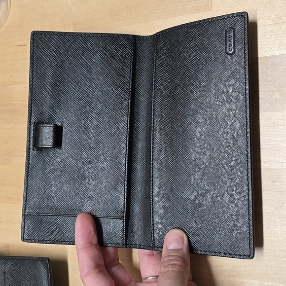 {Coach} Park Leather Turn lock Slim Envelope Wallet & Checkbook Holder - Picture 9 of 13